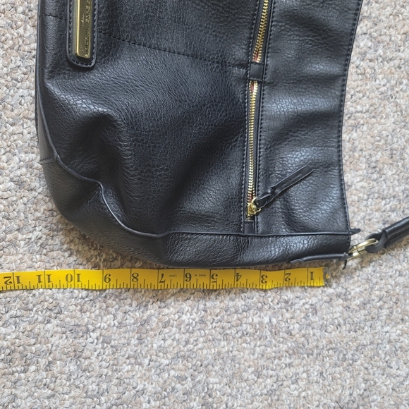 Adrienne Vittadini Black Handbag Gold Hardware - Picture 7 of 10